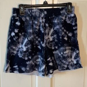 Women’s Tie-Dye Shorts in Blue and White Sz XL(14-16)